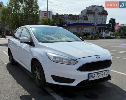 Белый Форд Фокус, объемом двигателя 1.6 л и пробегом 99 тыс. км за 8700 $, фото 1 на Automoto.ua