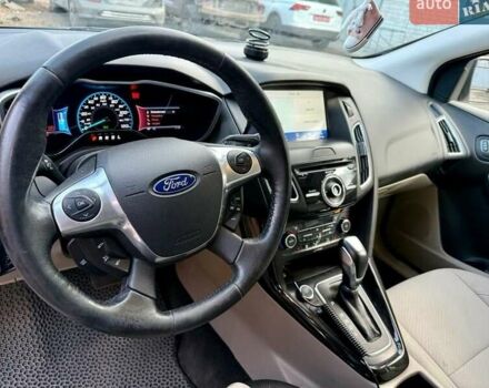 Белый Форд Фокус, объемом двигателя 0 л и пробегом 147 тыс. км за 8000 $, фото 1 на Automoto.ua