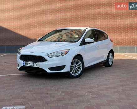 Форд Фокус 2017 в Одессе на Automoto.ua Белый Форд Фокус, объемом двигателя 2 л и пробегом 120 тыс. км за 8999 $, фото 1 на Automoto.ua