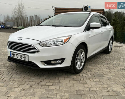 Белый Форд Фокус, объемом двигателя 2 л и пробегом 117 тыс. км за 7900 $, фото 1 на Automoto.ua