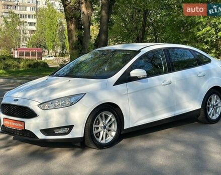 Белый Форд Фокус, объемом двигателя 1 л и пробегом 84 тыс. км за 9500 $, фото 1 на Automoto.ua
