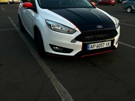 Білий Форд Фокус, об'ємом двигуна 1.5 л та пробігом 57 тис. км за 8700 $, фото 1 на Automoto.ua