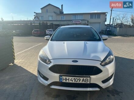 Белый Форд Фокус, объемом двигателя 2 л и пробегом 158 тыс. км за 8350 $, фото 1 на Automoto.ua