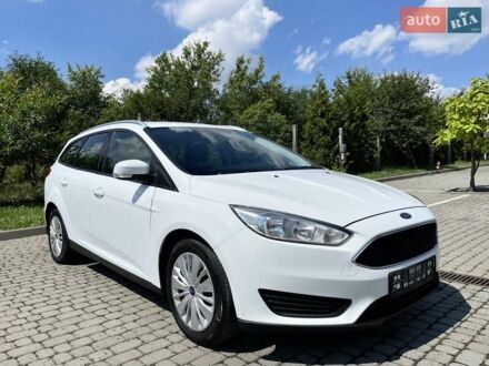 Білий Форд Фокус, об'ємом двигуна 1.6 л та пробігом 156 тис. км за 9700 $, фото 1 на Automoto.ua