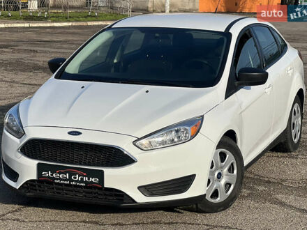 Белый Форд Фокус, объемом двигателя 2 л и пробегом 61 тыс. км за 10299 $, фото 1 на Automoto.ua