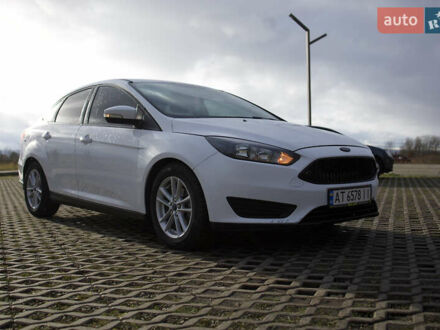 Белый Форд Фокус, объемом двигателя 2 л и пробегом 209 тыс. км за 8999 $, фото 1 на Automoto.ua