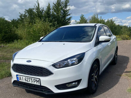 Форд Фокус 2017 в Барышевке на Automoto.ua Белый Форд Фокус, объемом двигателя 2 л и пробегом 93 тыс. км за 9200 $, фото 1 на Automoto.ua