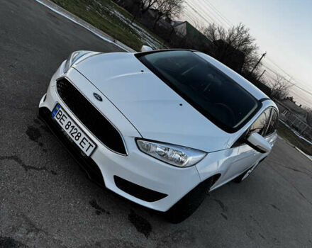 Белый Форд Фокус, объемом двигателя 2 л и пробегом 110 тыс. км за 8900 $, фото 1 на Automoto.ua
