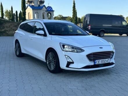 Белый Форд Фокус, объемом двигателя 1.5 л и пробегом 275 тыс. км за 11369 $, фото 1 на Automoto.ua