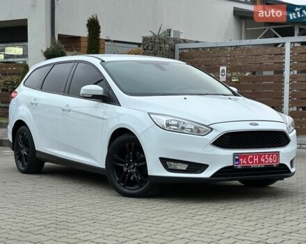 Белый Форд Фокус, объемом двигателя 1.5 л и пробегом 224 тыс. км за 10800 $, фото 1 на Automoto.ua