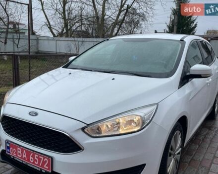 Белый Форд Фокус, объемом двигателя 1 л и пробегом 154 тыс. км за 8500 $, фото 1 на Automoto.ua