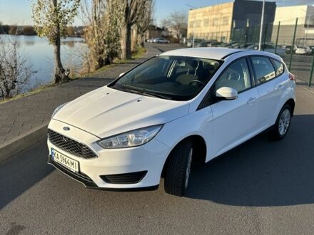 Белый Форд Фокус, объемом двигателя 1.6 л и пробегом 131 тыс. км за 9200 $, фото 1 на Automoto.ua