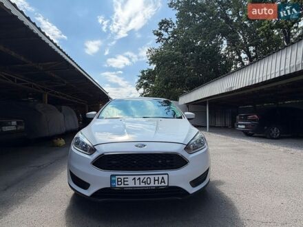 Білий Форд Фокус, об'ємом двигуна 2 л та пробігом 154 тис. км за 8000 $, фото 1 на Automoto.ua