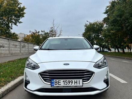 Білий Форд Фокус, об'ємом двигуна 1.5 л та пробігом 181 тис. км за 11999 $, фото 1 на Automoto.ua