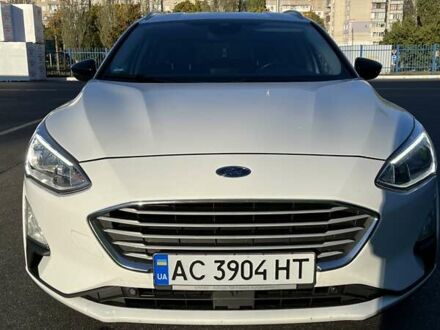 Белый Форд Фокус, объемом двигателя 2 л и пробегом 205 тыс. км за 14900 $, фото 1 на Automoto.ua