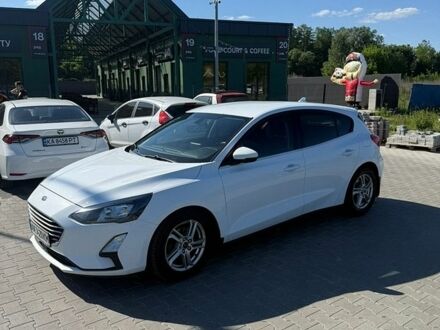 Білий Форд Фокус, об'ємом двигуна 1.5 л та пробігом 160 тис. км за 12300 $, фото 1 на Automoto.ua