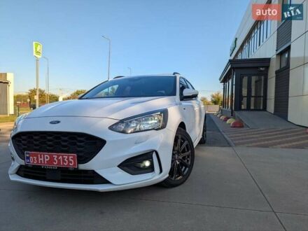 Белый Форд Фокус, объемом двигателя 1.5 л и пробегом 159 тыс. км за 16500 $, фото 1 на Automoto.ua