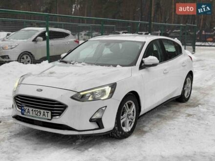 Білий Форд Фокус, об'ємом двигуна 1.5 л та пробігом 78 тис. км за 13900 $, фото 1 на Automoto.ua