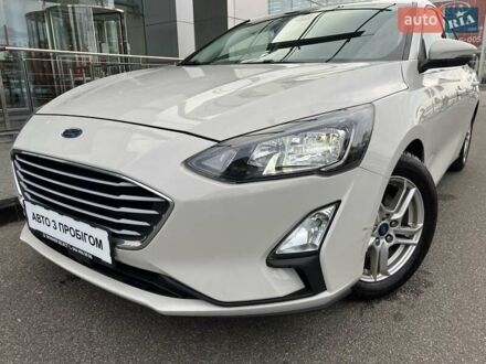 Форд Фокус 2020 в Киеве на Automoto.ua Белый Форд Фокус, объемом двигателя 1.5 л и пробегом 68 тыс. км за 15234 $, фото 1 на Automoto.ua