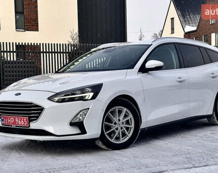 Білий Форд Фокус, об'ємом двигуна 1.5 л та пробігом 160 тис. км за 14750 $, фото 1 на Automoto.ua