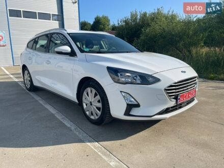 Білий Форд Фокус, об'ємом двигуна 1.5 л та пробігом 227 тис. км за 11950 $, фото 1 на Automoto.ua