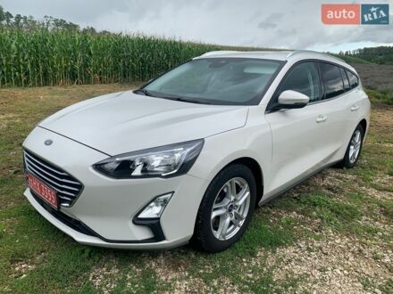Білий Форд Фокус, об'ємом двигуна 1.5 л та пробігом 188 тис. км за 12600 $, фото 1 на Automoto.ua