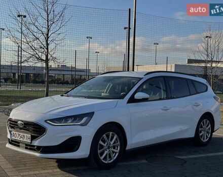 Белый Форд Фокус, объемом двигателя 1.5 л и пробегом 176 тыс. км за 17500 $, фото 1 на Automoto.ua