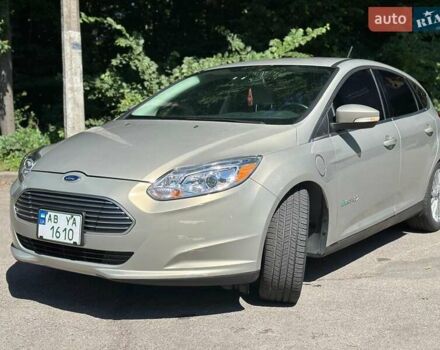 Бежевый Форд Фокус, объемом двигателя 0 л и пробегом 33 тыс. км за 8300 $, фото 25 на Automoto.ua