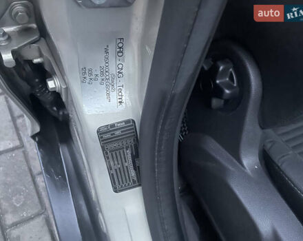 Бежевый Форд Фокус, объемом двигателя 0 л и пробегом 121 тыс. км за 9600 $, фото 3 на Automoto.ua