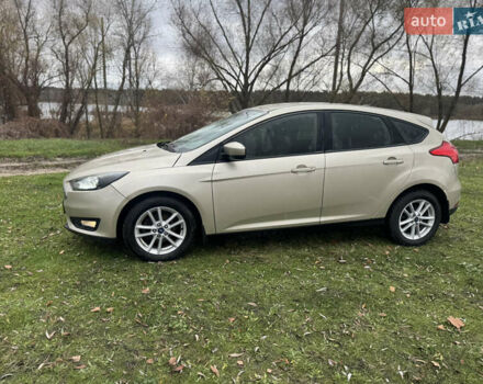 Бежевый Форд Фокус, объемом двигателя 2 л и пробегом 115 тыс. км за 7299 $, фото 3 на Automoto.ua