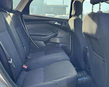 Бежевый Форд Фокус, объемом двигателя 2 л и пробегом 114 тыс. км за 9600 $, фото 12 на Automoto.ua