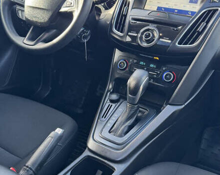 Бежевый Форд Фокус, объемом двигателя 2 л и пробегом 114 тыс. км за 9600 $, фото 9 на Automoto.ua