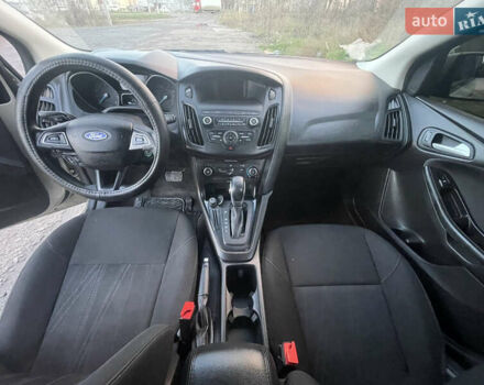 Бежевий Форд Фокус, об'ємом двигуна 2 л та пробігом 105 тис. км за 9200 $, фото 8 на Automoto.ua