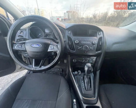 Бежевий Форд Фокус, об'ємом двигуна 2 л та пробігом 105 тис. км за 9200 $, фото 7 на Automoto.ua