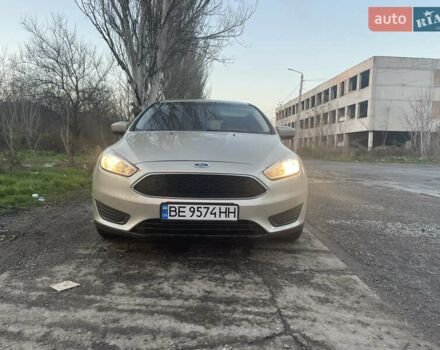 Бежевый Форд Фокус, объемом двигателя 2 л и пробегом 105 тыс. км за 9200 $, фото 5 на Automoto.ua