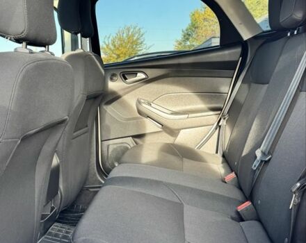 Бежевий Форд Фокус, об'ємом двигуна 2 л та пробігом 114 тис. км за 9600 $, фото 14 на Automoto.ua