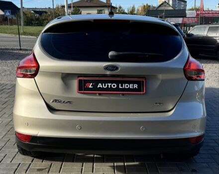 Бежевий Форд Фокус, об'ємом двигуна 2 л та пробігом 114 тис. км за 9600 $, фото 4 на Automoto.ua