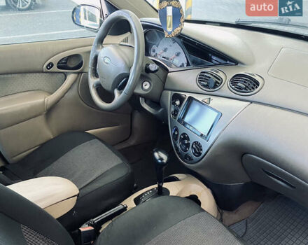 Бежевый Форд Фокус, объемом двигателя 2 л и пробегом 162 тыс. км за 3450 $, фото 4 на Automoto.ua