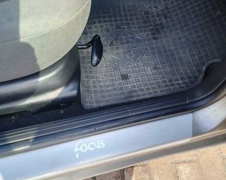 Бежевый Форд Фокус, объемом двигателя 1.6 л и пробегом 351 тыс. км за 3000 $, фото 11 на Automoto.ua