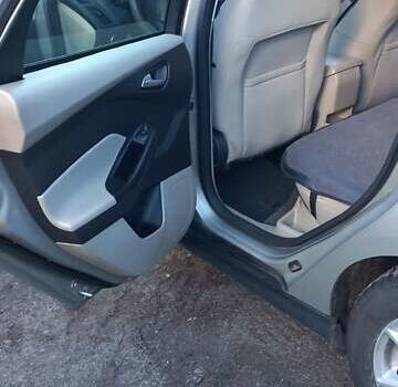 Бежевий Форд Фокус, об'ємом двигуна 2 л та пробігом 140 тис. км за 7999 $, фото 6 на Automoto.ua