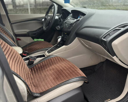 Бежевий Форд Фокус, об'ємом двигуна 2 л та пробігом 172 тис. км за 7900 $, фото 17 на Automoto.ua