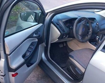 Бежевий Форд Фокус, об'ємом двигуна 2 л та пробігом 140 тис. км за 7999 $, фото 5 на Automoto.ua