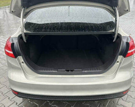 Бежевий Форд Фокус, об'ємом двигуна 2 л та пробігом 172 тис. км за 7900 $, фото 5 на Automoto.ua