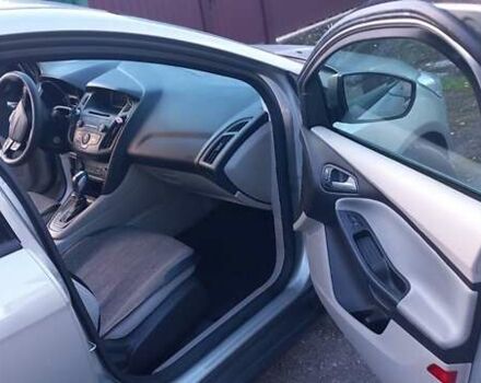 Бежевий Форд Фокус, об'ємом двигуна 2 л та пробігом 140 тис. км за 7999 $, фото 2 на Automoto.ua