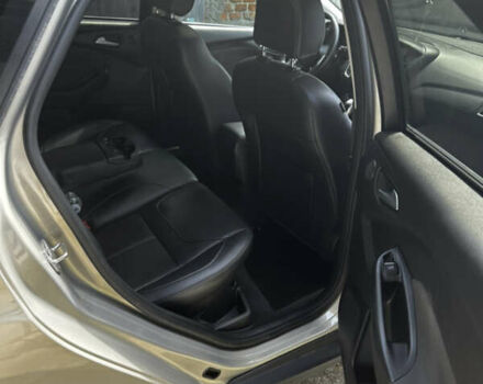 Бежевый Форд Фокус, объемом двигателя 2 л и пробегом 215 тыс. км за 11300 $, фото 6 на Automoto.ua