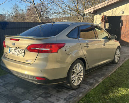 Бежевый Форд Фокус, объемом двигателя 2 л и пробегом 215 тыс. км за 11300 $, фото 1 на Automoto.ua