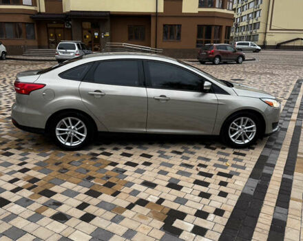 Бежевий Форд Фокус, об'ємом двигуна 2 л та пробігом 124 тис. км за 8400 $, фото 2 на Automoto.ua