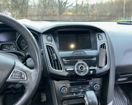 Бежевий Форд Фокус, об'ємом двигуна 2 л та пробігом 102 тис. км за 9400 $, фото 7 на Automoto.ua