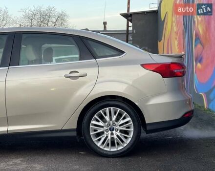 Бежевий Форд Фокус, об'ємом двигуна 2 л та пробігом 264 тис. км за 6750 $, фото 9 на Automoto.ua