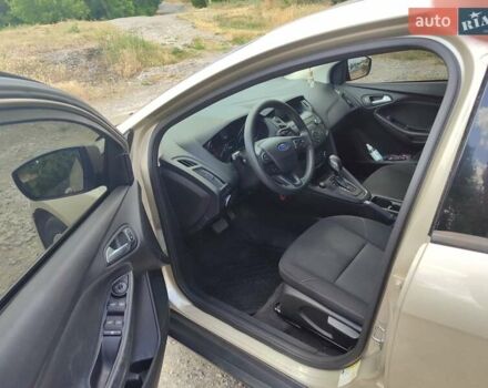 Бежевий Форд Фокус, об'ємом двигуна 2 л та пробігом 79 тис. км за 9800 $, фото 9 на Automoto.ua